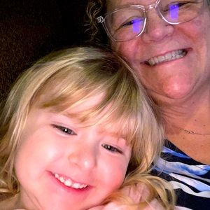 Meet your Posher, Cindi